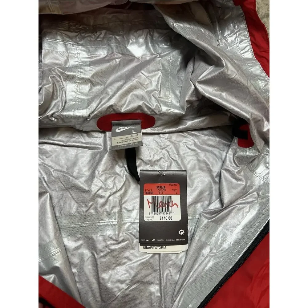 Nike Red Storm Fit Windbreaker Men’s‎ L 266009-611 New With Defects